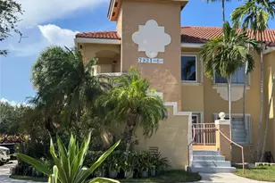 7921 NW 6th St, Pembroke Pines, FL 33024 - Photo 1