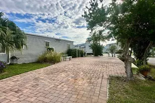 305 Nettles Blvd, Jensen Beach, FL 34957 - Photo 1