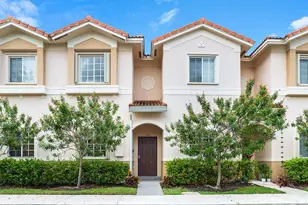 8888 N Isles Creek, Tamarac, FL 33321 - Photo 1