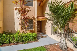 1013 SW 112th Terrace, Pembroke Pines, FL 33025 - Photo 1