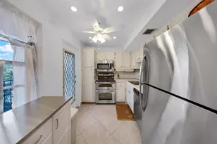 3000 N Palm Aire Dr, Pompano Beach, FL 33069 - Photo 1