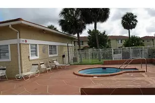 10175 Twin Lakes Dr, Coral Springs, FL 33071 - Photo 1