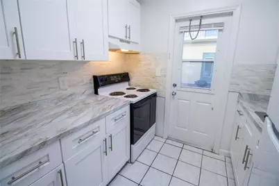 2537 Lincoln Street #7, Hollywood, FL 33020 - Photo 1