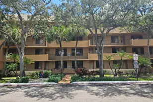 8592 W Sunrise Blvd, Plantation, FL 33322 - Photo 1