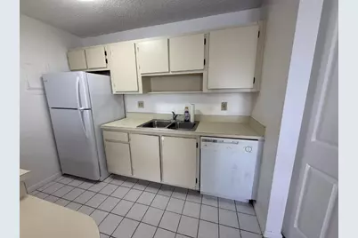 645 Executive Center Drive #R104, West Palm Beach, FL 33401 - Photo 1