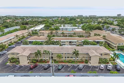 2111 NE 42nd Court #201w, Lighthouse Point, FL 33064 - Photo 1