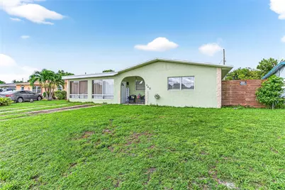 640 SW 28th Way, Fort Lauderdale, FL 33312 - Photo 1