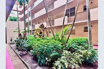 404 NW 68th Avenue #301, Plantation, FL 33317 - Photo 1