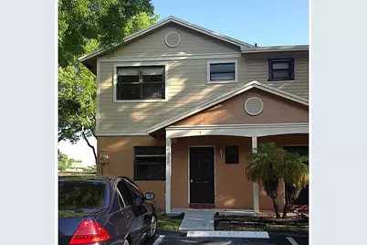 10527 NW 8th Street #10527, Pembroke Pines, FL 33026 - Photo 1