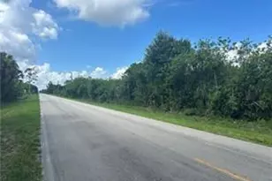 630 N Hacienda, Clewiston, FL 33440 - Photo 1