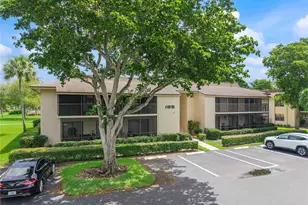 195 Deer Creek Blvd, Deerfield Beach, FL 33442 - Photo 1