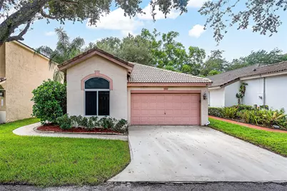 1443 Banyan Circle, Pompano Beach, FL 33069 - Photo 1