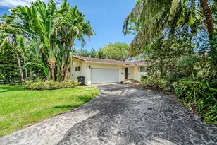 11660 Canal Dr, North Miami, FL 33181 - Photo 1