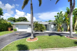 301 SE 12th St, Deerfield Beach, FL 33441 - Photo 1