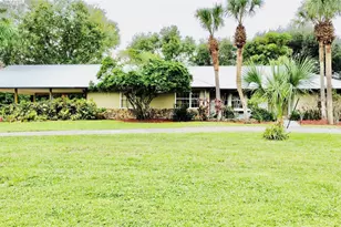 395 SW 30th Terrace, Okeechobee, FL 34974 - Photo 1