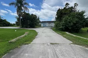 4196 SW 11th Way, Okeechobee, FL 34974 - Photo 1