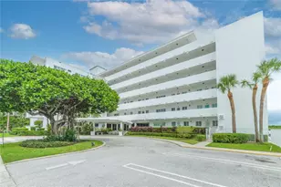 33 Ocean Ave, Palm Beach Shores, FL 33404 - Photo 1