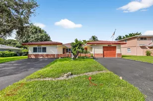 10071 NW 36th St, Coral Springs, FL 33065 - Photo 1