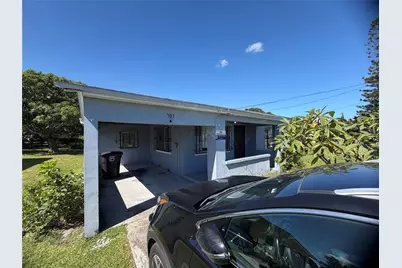 703 N 17th Street, Fort Pierce, FL 34950 - Photo 1