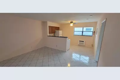 1523 NE 34th Street, Oakland Park, FL 33334 - Photo 1