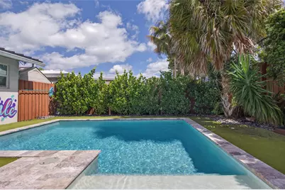 1920 NE 26th Drive, Wilton Manors, FL 33306 - Photo 1