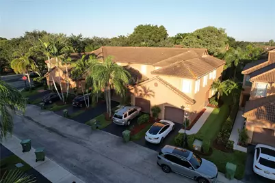 1549 Barcelona Way, Weston, FL 33327 - Photo 1