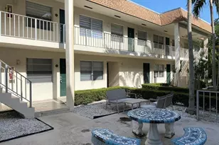 340 NW 19th St, Boca Raton, FL 33432 - Photo 1