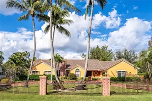 11301 SW 3rd St, Plantation, FL 33325 - Photo 1