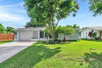 6202 NW 70th Avenue, Tamarac, FL 33321 - Photo 1
