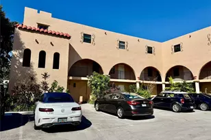 905 NE 28th St, Wilton Manors, FL 33334 - Photo 1