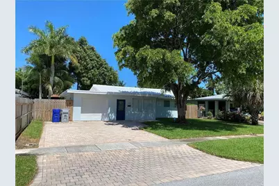 718 NE 5th Avenue, Pompano Beach, FL 33060 - Photo 1