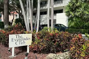 2300 NE 33rd Ave, Fort Lauderdale, FL 33305 - Photo 1