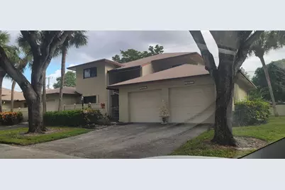 1800 NE 39th Court #1001, Pompano Beach, FL 33064 - Photo 1
