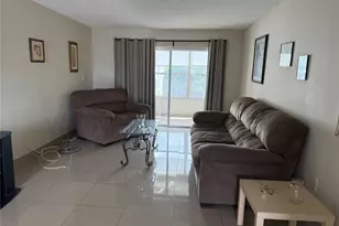 8135 Sunrise Lakes Blvd, Sunrise, FL 33322 - Photo 1