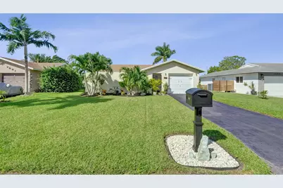 7003 NW 95th Terrace, Tamarac, FL 33321 - Photo 1