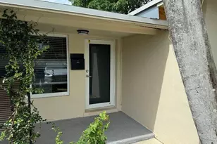 903 NE 7th St, Hallandale Beach, FL 33009 - Photo 1