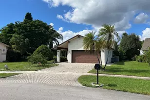 18029 107th Ave S, Boca Raton, FL 33498 - Photo 1