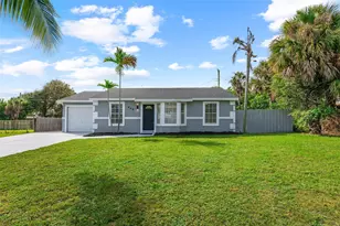 640 Foresteria Dr, West Palm Beach, FL 33403 - Photo 1