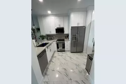 711 SW 122nd Avenue, Pembroke Pines, FL 33025 - Photo 1