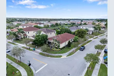 9741 S Miralago Way, Parkland, FL 33076 - Photo 1