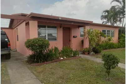 136 Greenbrier Drive, Palm Springs, FL 33461 - Photo 1