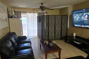 959 SE 2nd Ave, Deerfield Beach, FL 33441 - Photo 1