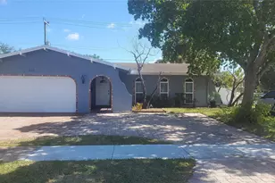 616 SE 8th Ave, Deerfield Beach, FL 33441 - Photo 1