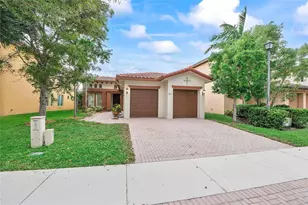 8215 NW 125th Ln, Parkland, FL 33076 - Photo 1