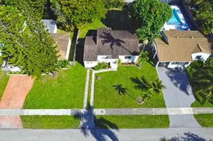1535 Plunkett St, Hollywood, FL 33020 - Photo 1