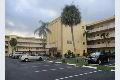 3940 NW 42nd Avenue #113, Lauderdale Lakes, FL 33319 - Photo 1
