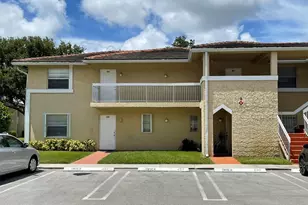 9971 Twin Lakes Dr, Coral Springs, FL 33071 - Photo 1