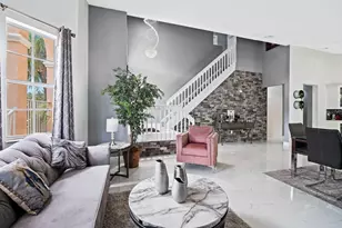 338 NW 152nd Ln, Pembroke Pines, FL 33028 - Photo 1