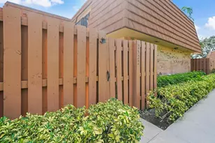 2522 Camelot Ct, Cooper City, FL - Photo 1