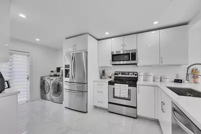 9962 Royal Palm Boulevard #9962, Coral Springs, FL 33065 - Photo 1